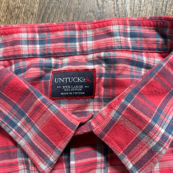 Untuckit salmon and blue plaid button down shirt - Picture 2 of 3